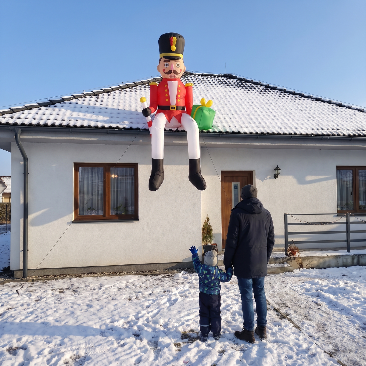 8.7 ft Sitting Nutcracker